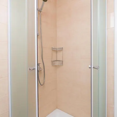 Memunic - One Bedroom With Balcony And Sea View Διαμέρισμα